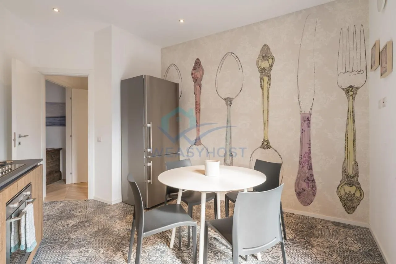 Appartamento Classern Apt In Pz Navigatori Roma Italia